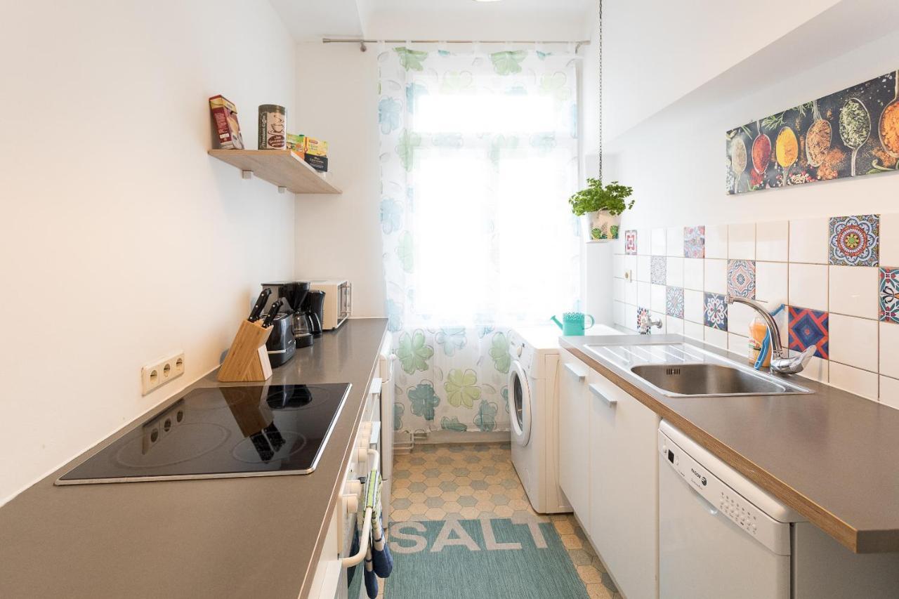 Апартаменты French Balcony - 45M² - Szeneviertel Вена Экстерьер фото